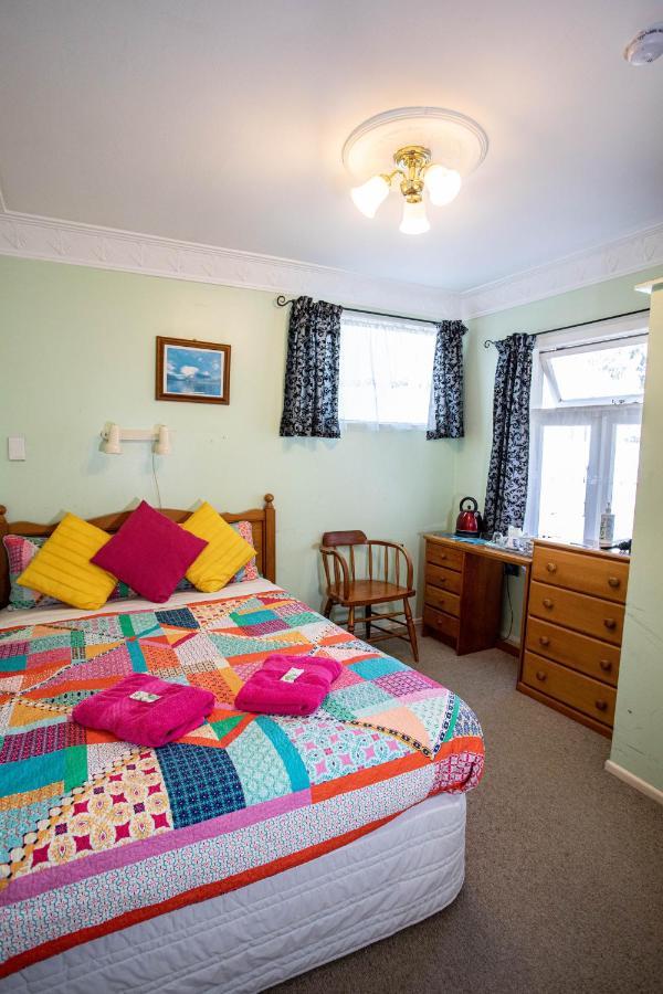 Single Room with Private Bathroom